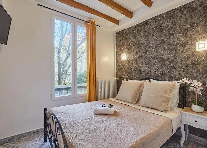 Petit Vix Hotel *